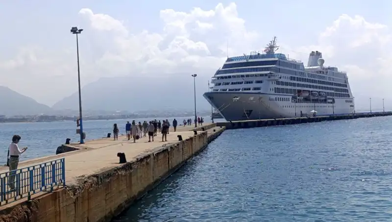 Alanya, ABD'li Turistlerin Kruvaziyer ile Tercih Ettiği Yeni Cennet Oldu