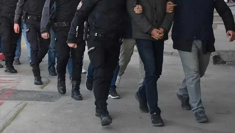 5 İlde FETÖ Operasyonu: 10 Kişi Gözaltına Alındı, Ayrıntılar Şaşırtıyor