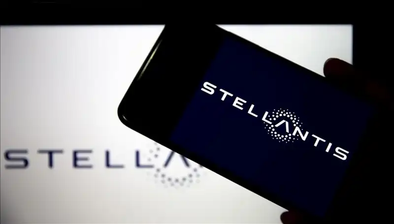 Stellantis Krizi: Fabrikaların Kapanma Tehlikesi Üzerinde Durum Analizi