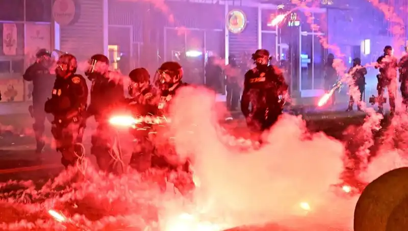 Los Angeles’taki Protestolar: ABD Genelinde Kitlesel İsyan Dalgası