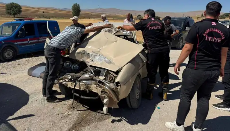 Kahramanmaraş’ta Feci Kaza: Kamyonet ile Otomobil Çarpıştı, Çok Sayıda Yaralı Var