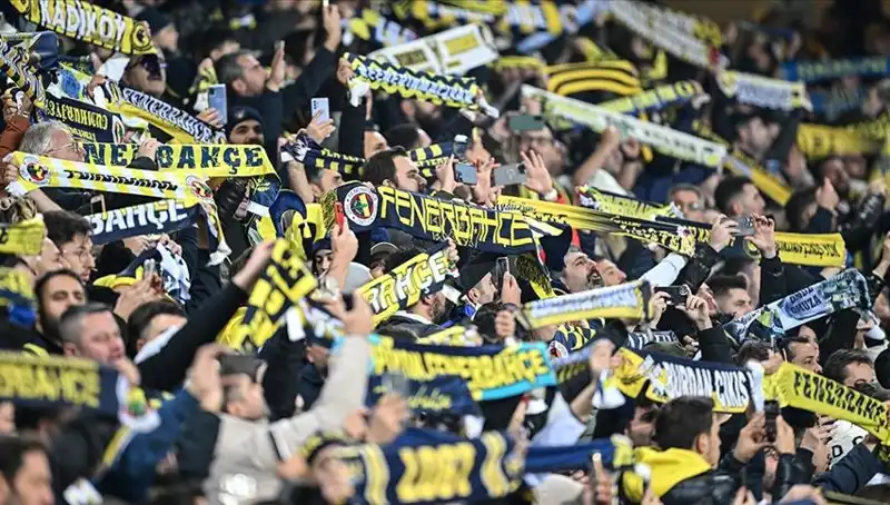 Fenerbahçe'de Kombine Fiyatları Açıklandı: Taraftarları Bekleyen Sürprizler Neler?