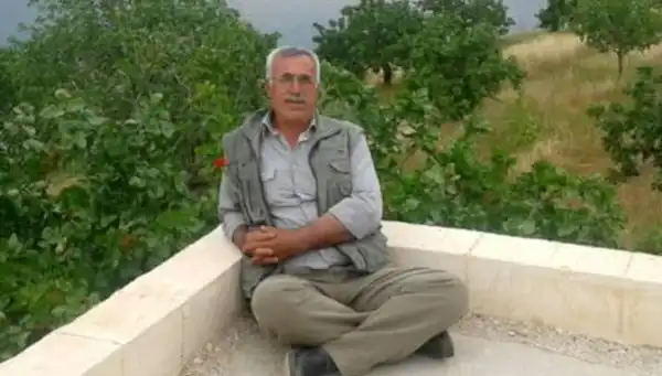 Şanlıurfa'da Şok Eden Olay: Evlat Babasını Öldürdü, Annesini Yaraladı!
