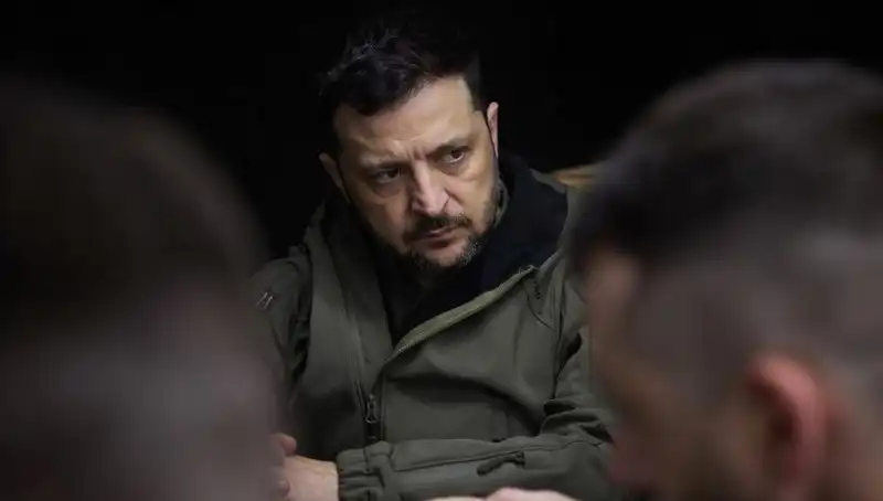 Zelenski: Rusya, Kuzey Kore Üretimi Füzelerle Saldırıya Geçti