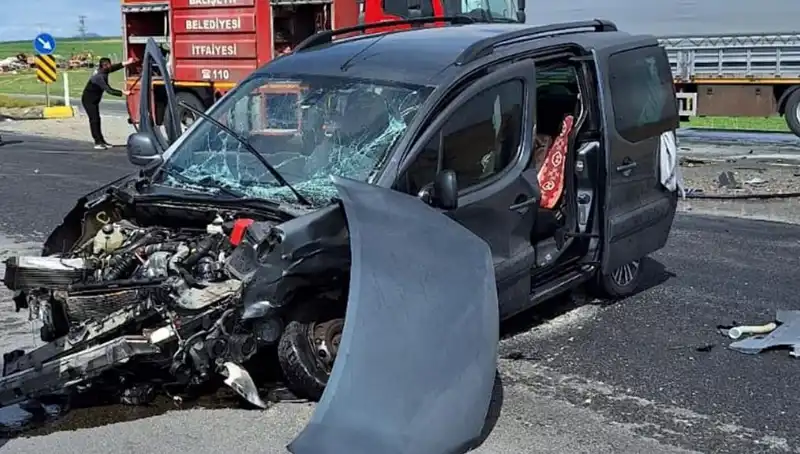 Ankara Yolunda Hayat Kırıcı Kaza: Üç Yaralı!