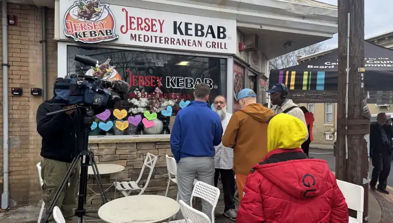 Yeşil Kart Beklerken Gözaltına Alınan Türk Aile Trumpzede Oldu