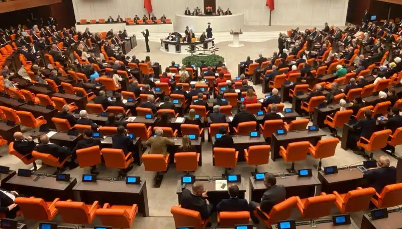 TBMM Komisyonları Çalışmalarına Devam Ediyor: Yeni Kararlar Ne Getiriyor?