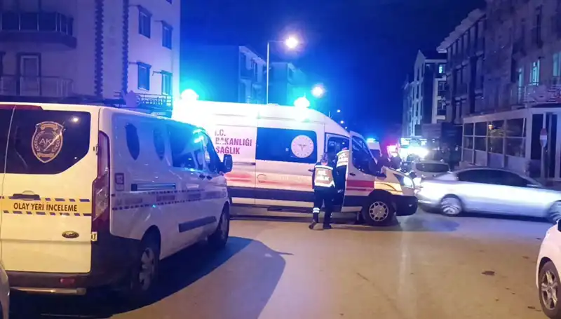 Kırıkkale'de Silahlı ve Bıçaklı Kavga: 1 Ölü, 3 Yaralı ve Şok Edici Detaylar