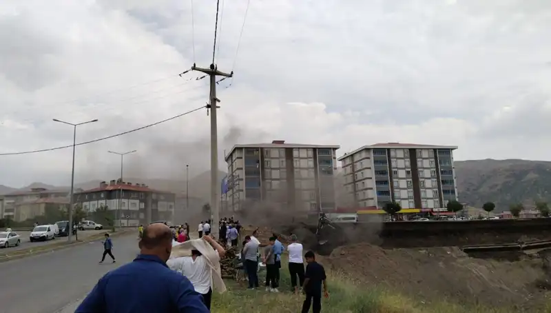 Bitlis’te Doğalgaz Hattında Şiddetli Patlama: Vatandaşlar Panik İçinde
