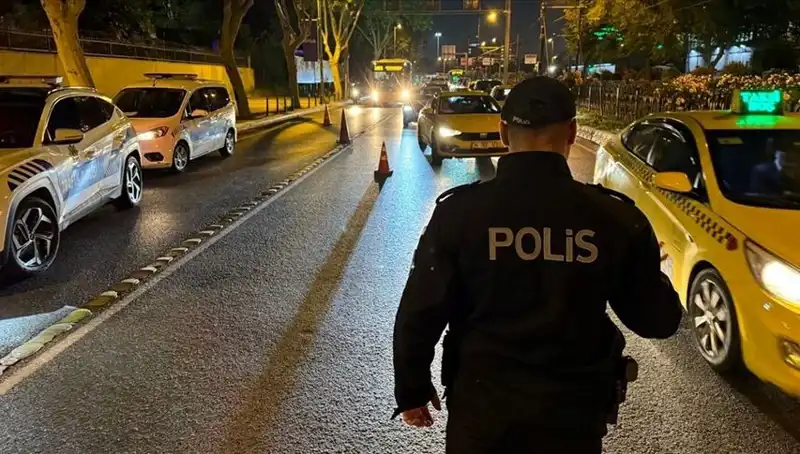 İstanbul’da Huzur Operasyonu: 1,500 Kişi Gözaltına Alındı