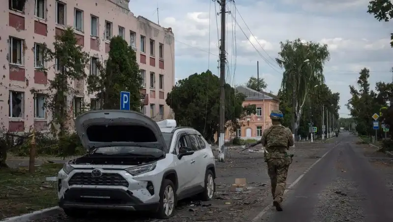Ukrayna'nın Son Umudu: Rus Güçleri Kursk'a Geri mi Dönüyor?